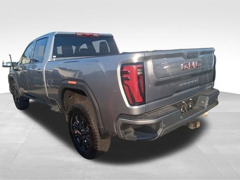 Used 2025 GMC Sierra 2500 AT4 AWD/4WD image 8