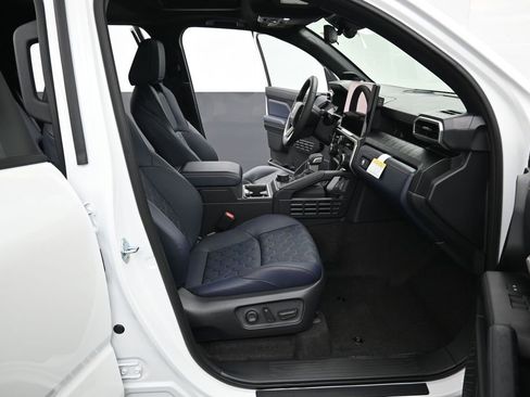 Certified 2026 Toyota 4Runner 4WD image 40