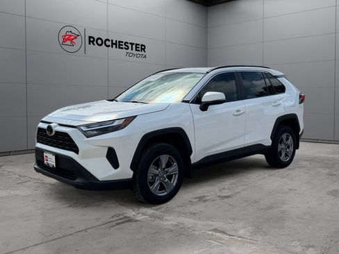Certified 2025 Toyota RAV4 XLE AWD/4WD image 7