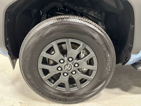 Used 2025 Toyota 4Runner SR5 image 63