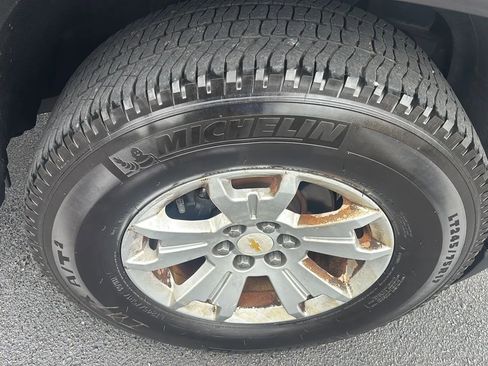 Used 2017 Chevrolet Colorado LT image 30