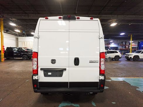 Used 2024 RAM ProMaster 1500 image 4