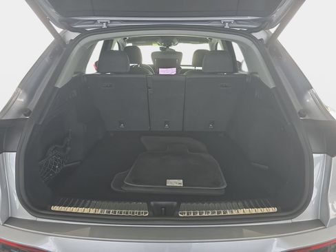 Certified 2025 Audi Q5 Premium w/ Convenience Package AWD/4WD image 10