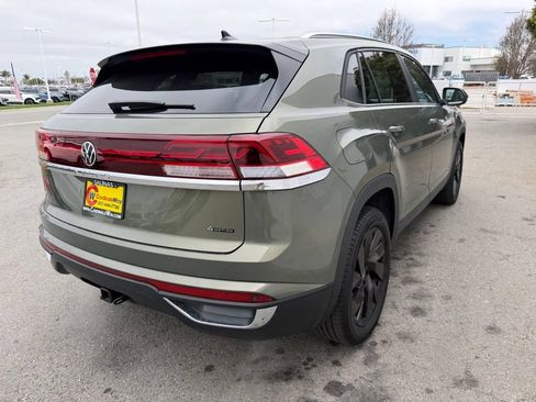 New 2026 Volkswagen Atlas Cross Sport SE AWD/4WD image 6