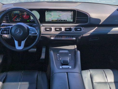 Used 2022 Mercedes-Benz GLS 450 4MATIC image 16