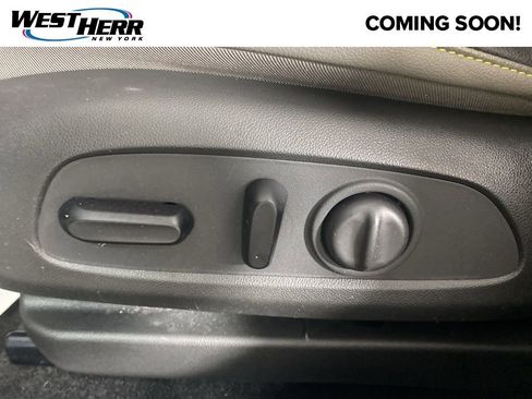 Used 2024 Chevrolet Trax ACTIV w/ Driver Confidence Package FWD image 14