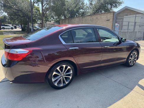 Used 2015 Honda Accord Sport image 29