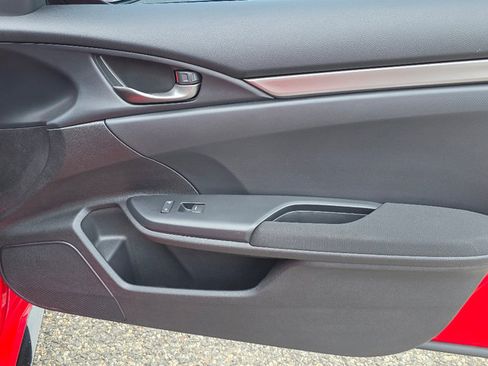 Used 2019 Honda Civic Sport image 19