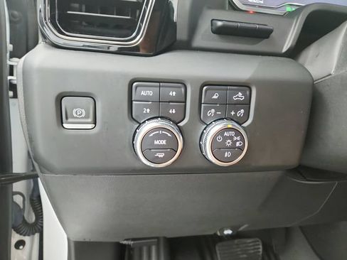 Used 2023 GMC Sierra 1500 AT4X AWD/4WD image 29