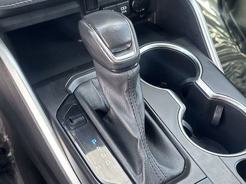 Used 2021 Toyota Highlander XSE image 30