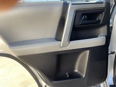 Used 2013 Toyota 4Runner SR5 RWD image 21