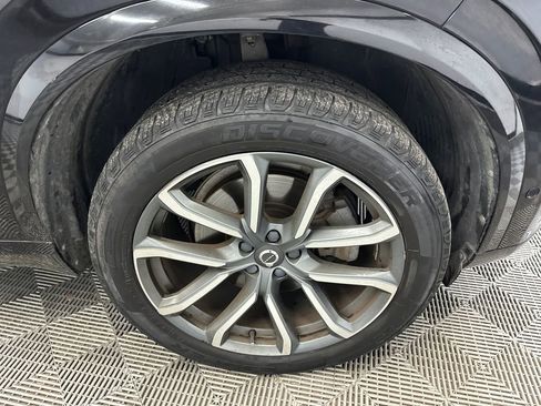 Used 2017 Volvo XC90 T6 Momentum w/ Vision Package AWD/4WD image 14