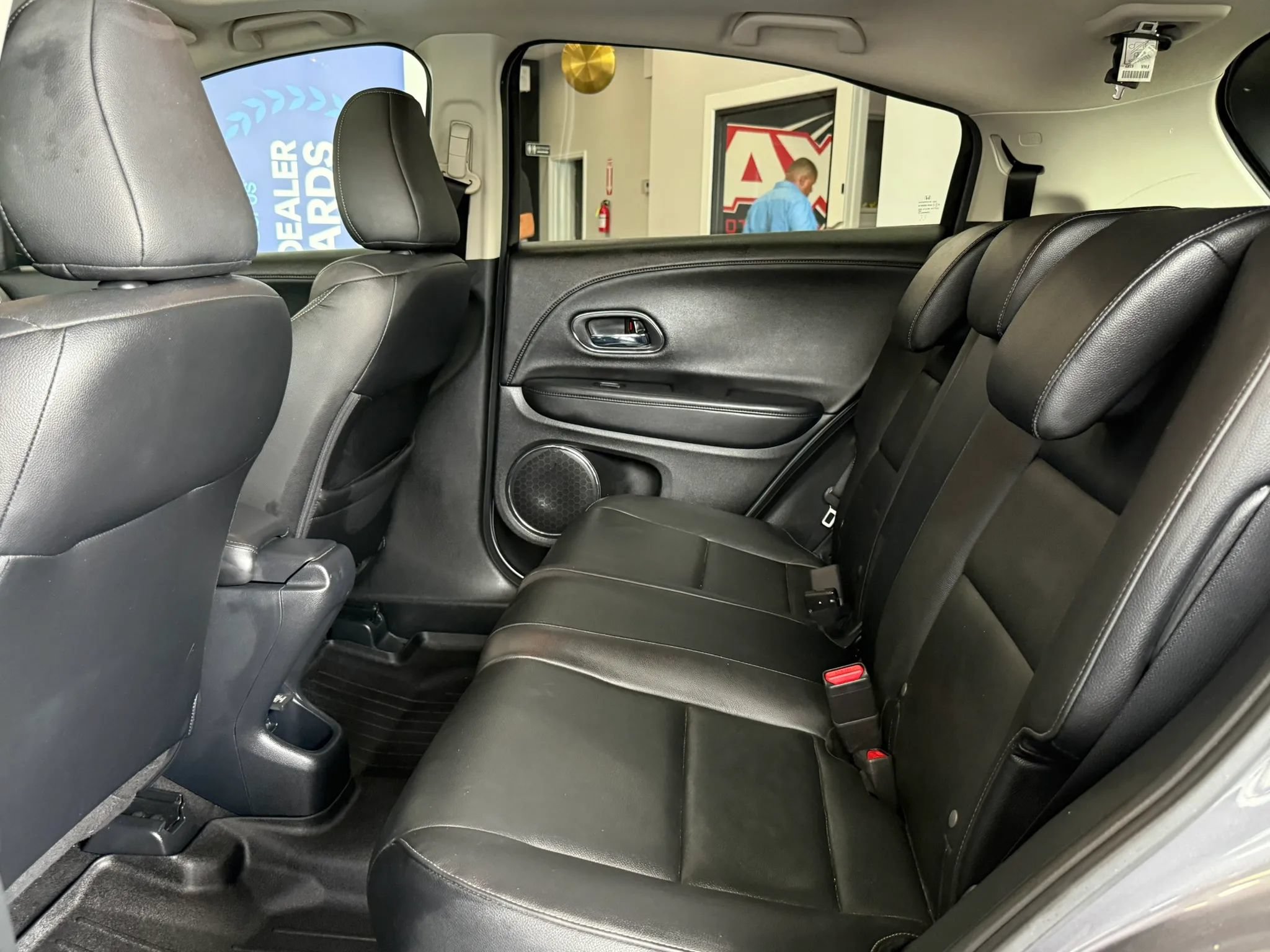 Used 2016 Honda HR-V EX-L image 30