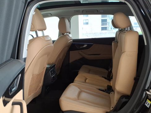 Used 2023 Audi Q7 3.0T Premium Plus AWD/4WD image 15
