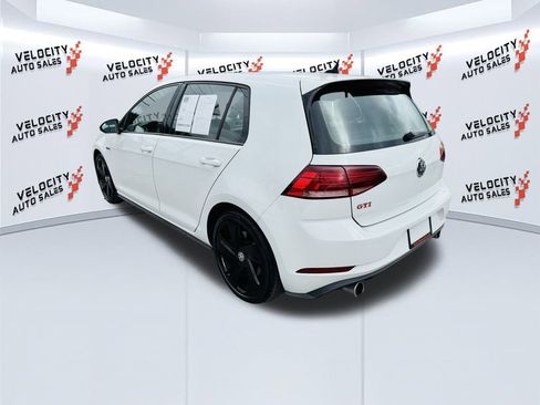 Used 2020 Volkswagen GTI SE image 5