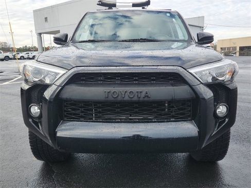 Used 2018 Toyota 4Runner SR5 image 8