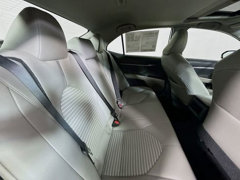 Certified 2020 Toyota Camry SE FWD image 24