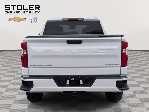 Used 2023 Chevrolet Silverado 1500 Custom image 4