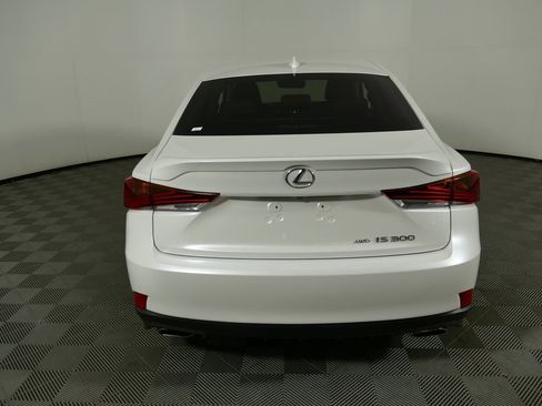 Used 2018 Lexus IS 300 AWD image 4