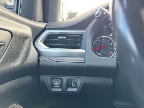 Used 2018 GMC Acadia SLE w/ LPO, Floor Liner Package image 22