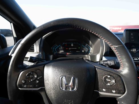 Certified 2023 Honda Odyssey Sport image 15