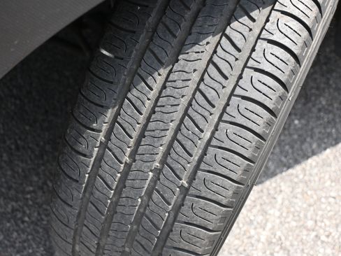 Used 2021 Subaru Forester Premium image 36