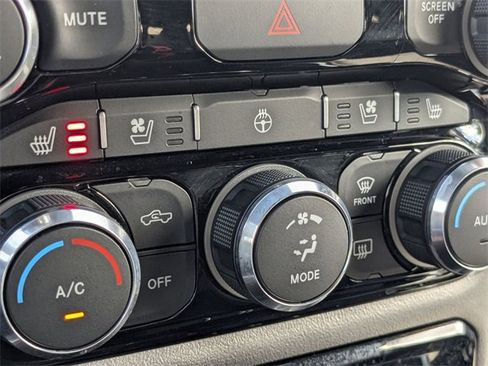 Used 2024 RAM 1500 Laramie image 6