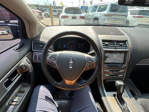 Used 2011 Lincoln MKX AWD w/ Sight & Sound Pkg image 33