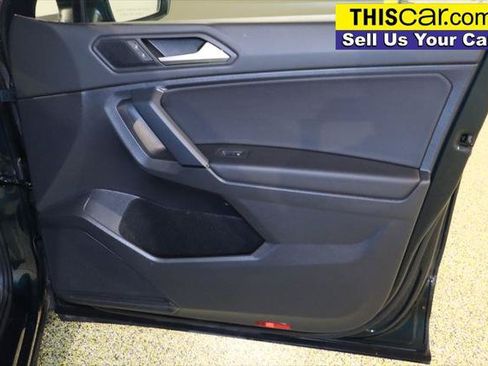 Used 2019 Volkswagen Tiguan SE FWD image 30
