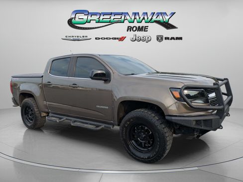 Used 2017 Chevrolet Colorado W/T w/ WT Convenience Package AWD/4WD image 2