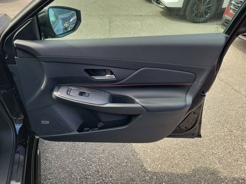 New 2026 Nissan Sentra SR w/ SR Premium Package image 32