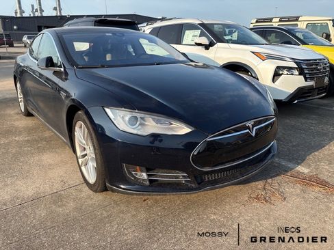 Used 2015 Tesla Model S 85D AWD/4WD image 1