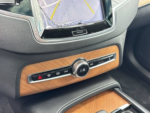 Certified 2024 Volvo XC90 T8 Plus w/ Protection Package Premier AWD/4WD image 20
