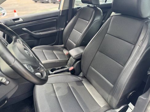 Used 2012 Volkswagen Jetta TDI FWD image 13