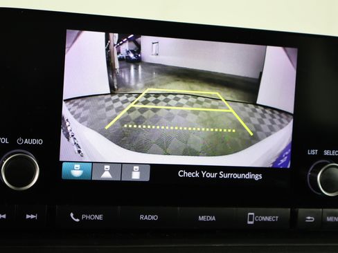 Used 2023 Honda Accord EX image 27