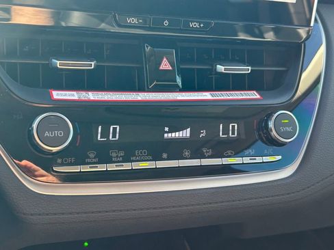 Certified 2026 Toyota Corolla Cross XLE w/ Convenience Package image 28