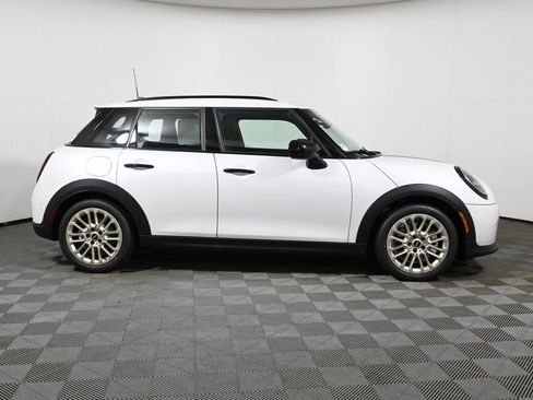 New 2026 MINI Cooper S FWD image 8