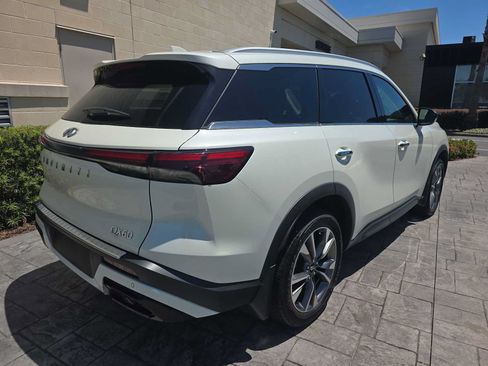 Used 2023 INFINITI QX60 Luxe w/ Cargo Package FWD image 3