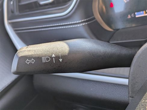 Used 2023 Jeep Grand Cherokee L Laredo image 28