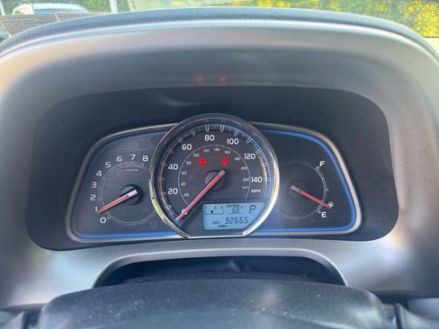 Used 2014 Toyota RAV4 Limited w/ Technology Package AWD/4WD image 16