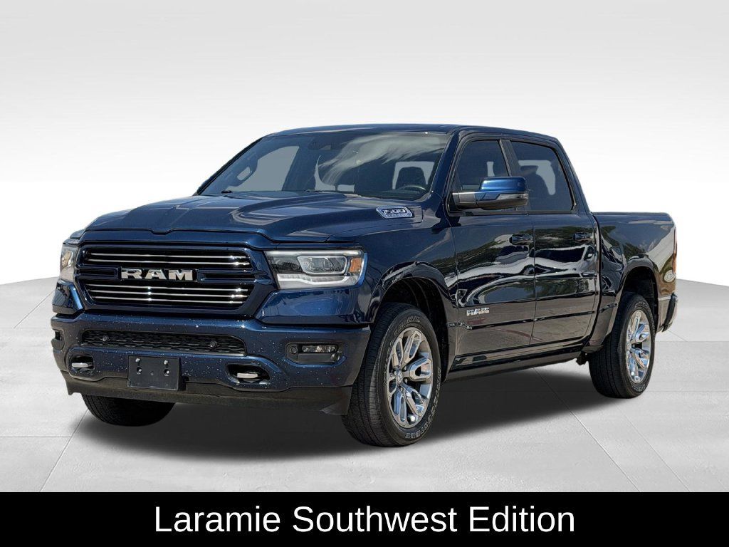 Used 2024 RAM 1500 Laramie AWD/4WD image 5