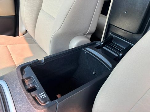 Used 2019 Dodge Durango SXT AWD/4WD image 44