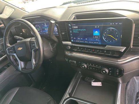 Used 2024 Chevrolet Silverado 2500 LTZ w/ LTZ Texas Edition image 11