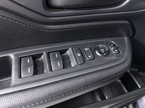 Used 2025 Honda Odyssey EX-L image 24