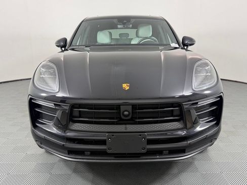 Certified 2026 Porsche Macan AWD/4WD image 10