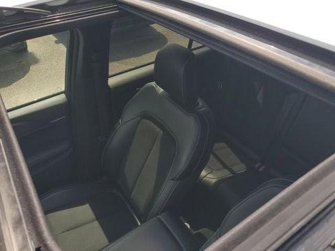 Certified 2025 Jeep Grand Cherokee Altitude RWD image 34