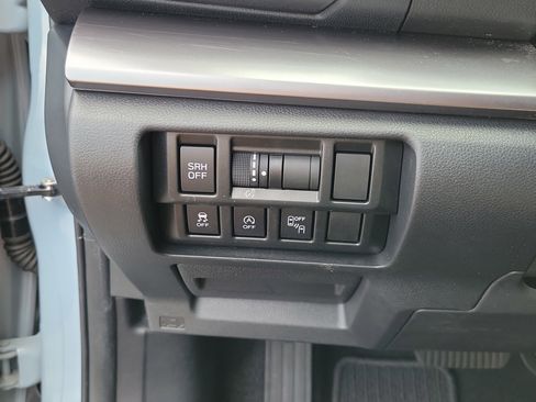 Certified 2021 Subaru Crosstrek 2.5i Limited AWD/4WD image 26