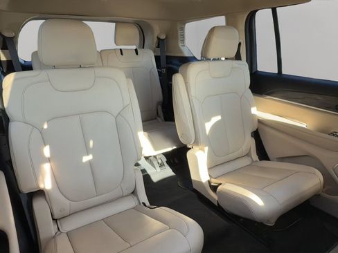 Used 2021 Jeep Grand Cherokee L Limited image 19