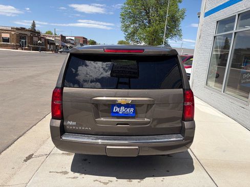 Used 2015 Chevrolet Suburban LTZ AWD/4WD image 4