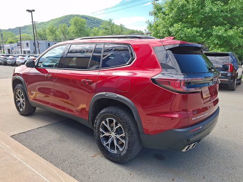 Used 2024 GMC Acadia AT4 AWD/4WD image 4